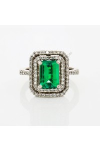 Natural Emerald Diamond Ring